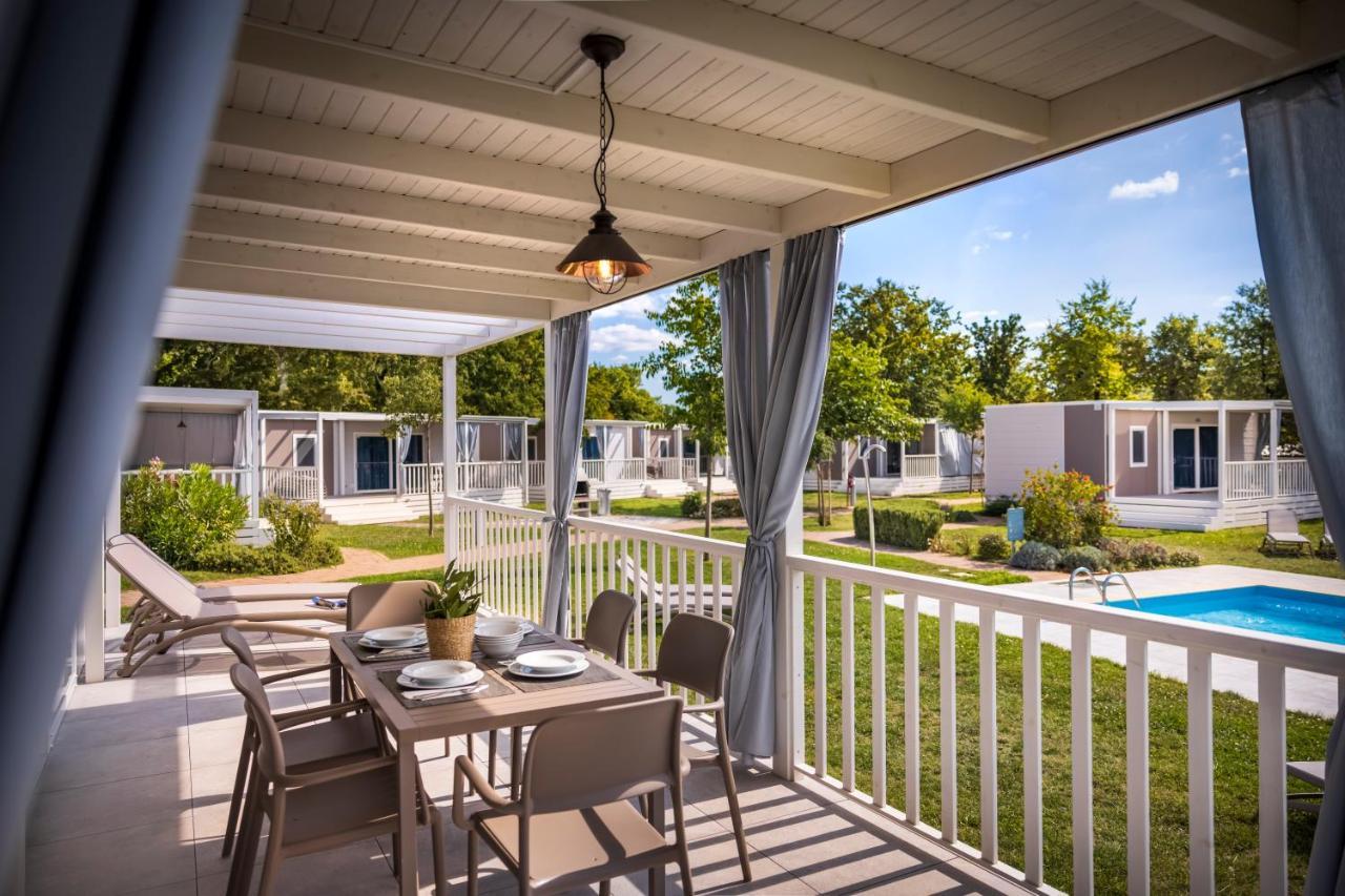 Maistra Camping Valkanela Mobile Homes Funtana Ngoại thất bức ảnh