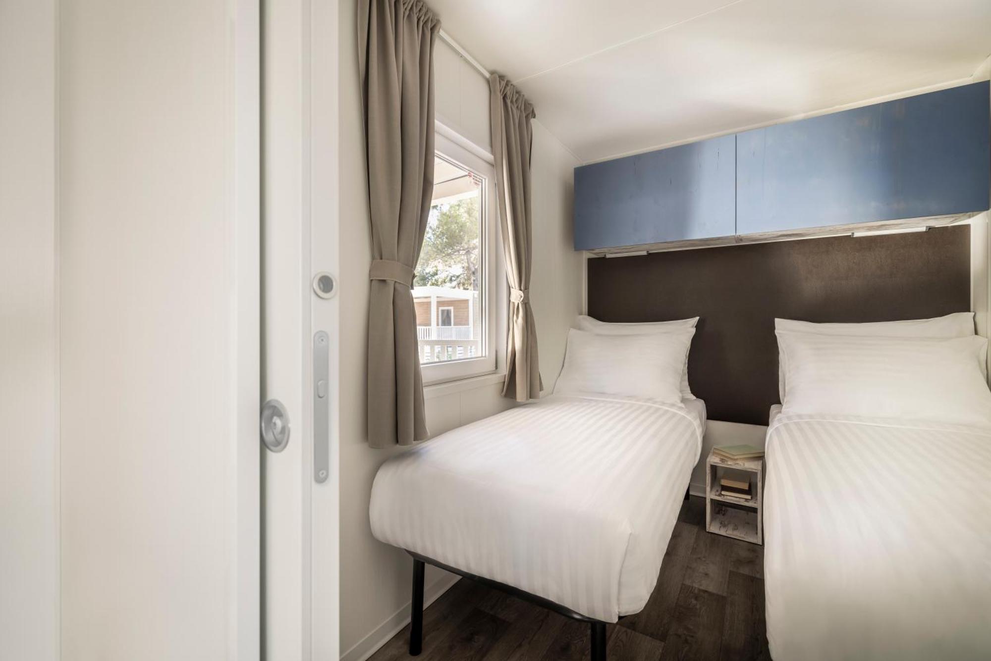 Maistra Camping Valkanela Mobile Homes Funtana Phòng bức ảnh