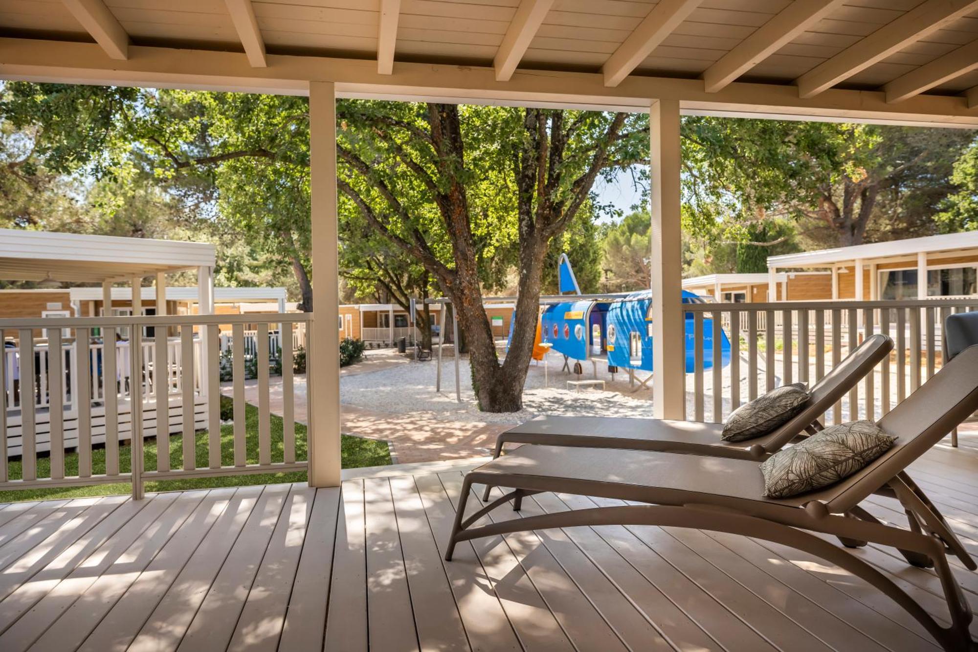 Maistra Camping Valkanela Mobile Homes Funtana Phòng bức ảnh