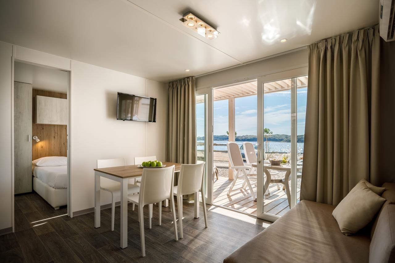 Maistra Camping Valkanela Mobile Homes Funtana Ngoại thất bức ảnh